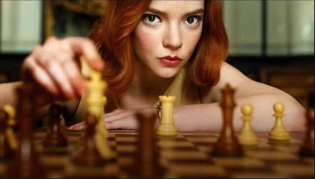 boardgames woman